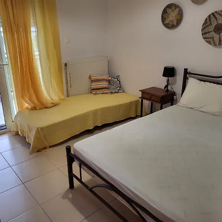 Pefkari Ferienhaus *